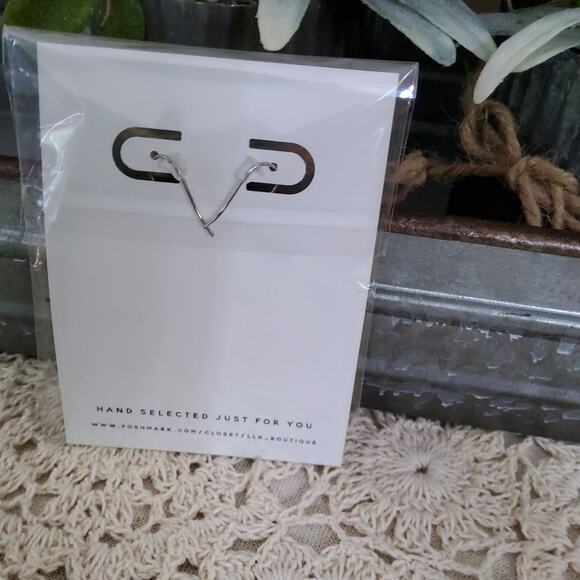 Women's Fashion Hollow Teardrop Dangle Earrings Antique Silver Tone - Picture 6 of 8